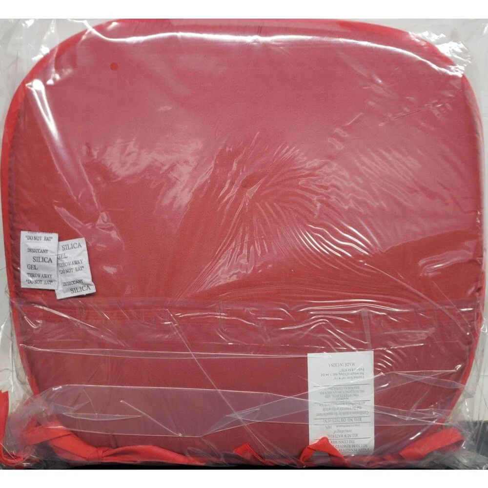 4 Cushion Chair Pads w/ties,15